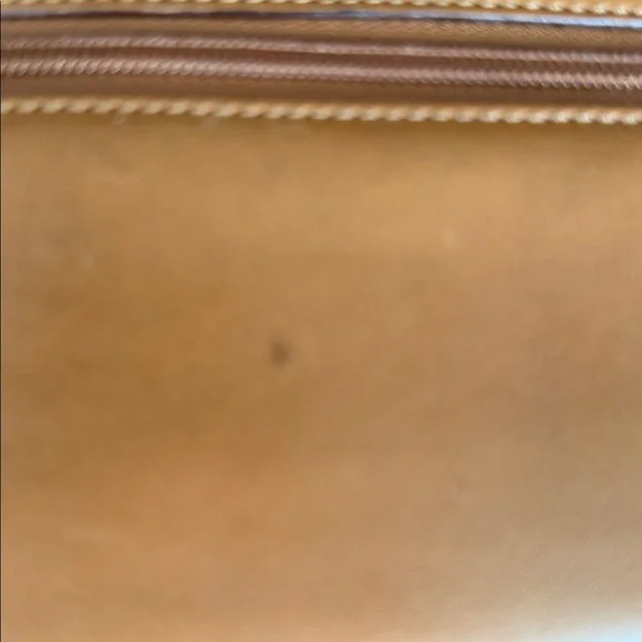 Coach wallet British Tan leather 8" x 5.5" - Picture 3 of 5